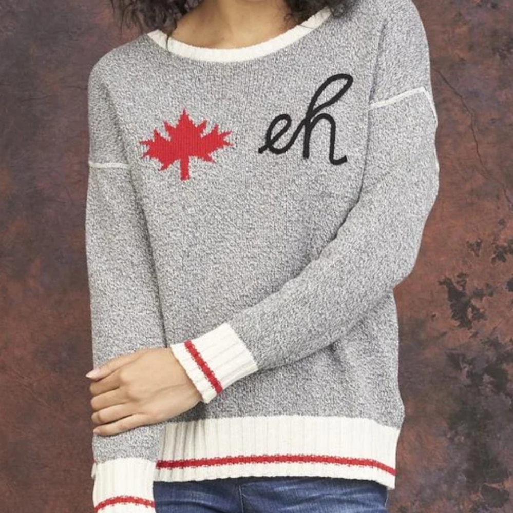 COTTON COUNTRY Gray Canadian Patriotic Pullover Sweater